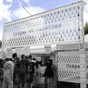 stand crepes n&b ciel bleu-minsite